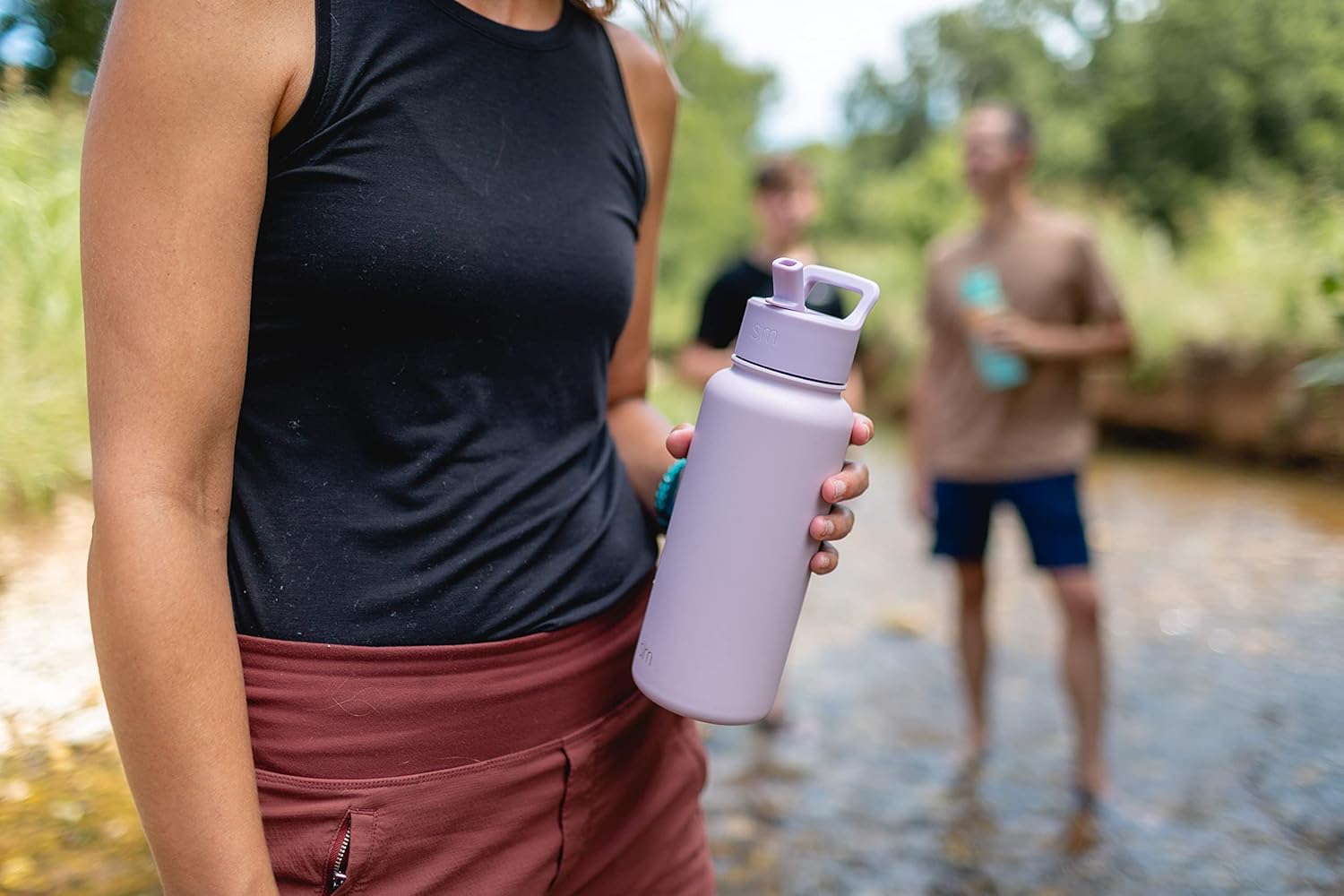 Read more about the article Pink Water Bottle: Simple Modern Vacuum Insulated Stainless Steel Thermos with Straw & Chug Lid